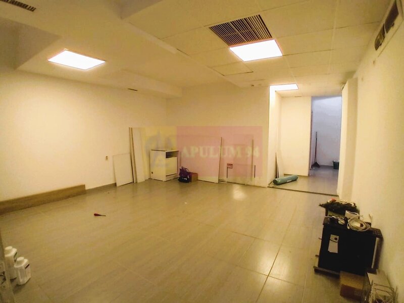 Spatiu 106 mp demisol, intrare separata, utilitati incluse